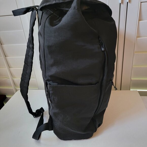 Orlando Valkyries Volleyball Team Backpack Rucksack - Lightweight and Roomy main image 5